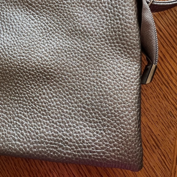 GUN METAL SLING PURSE - Picture 2 of 8